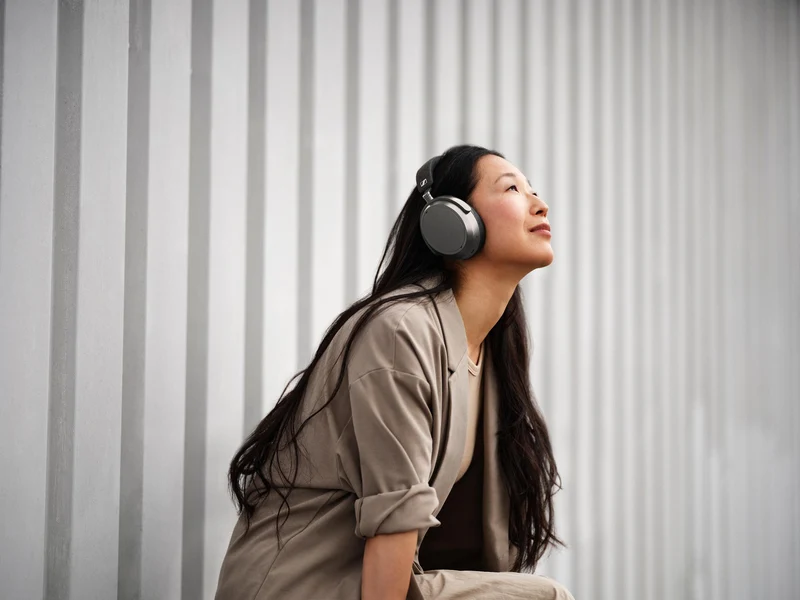 MOMENTUM 4 Wireless Refurbished