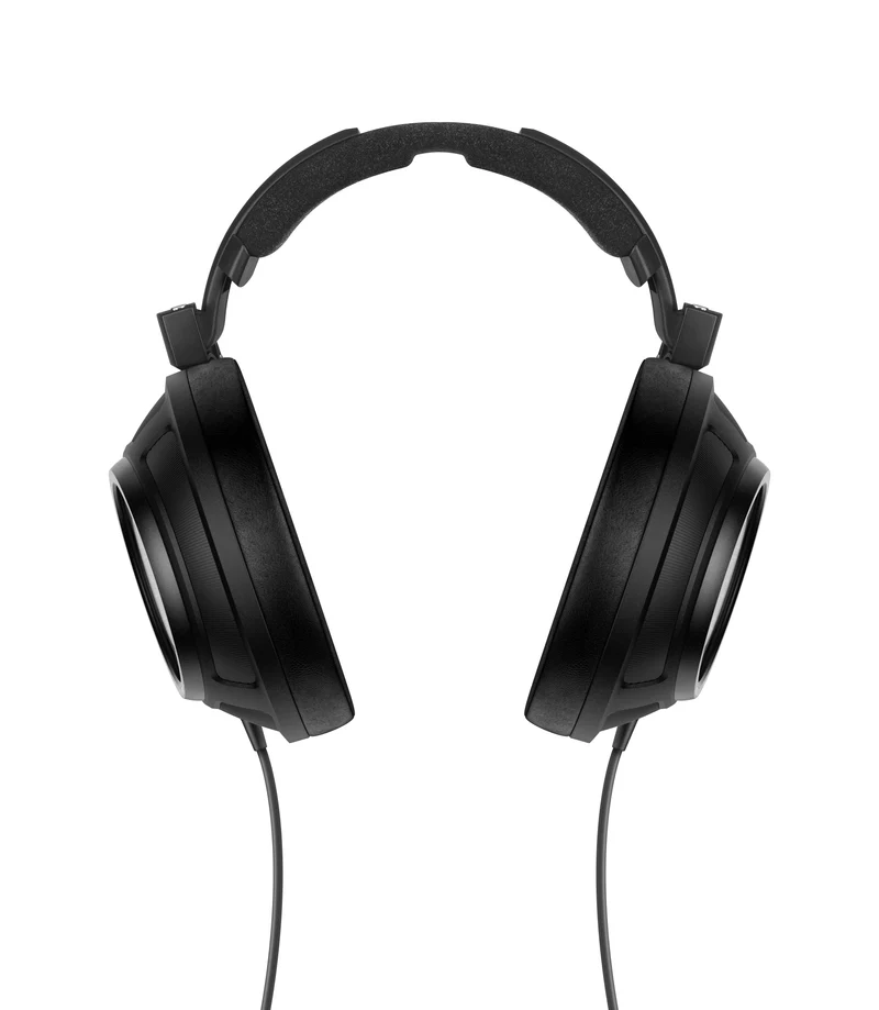 HD 820