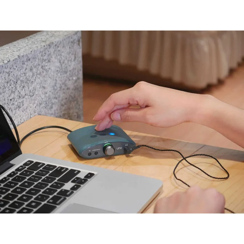 iFi Audio UNO