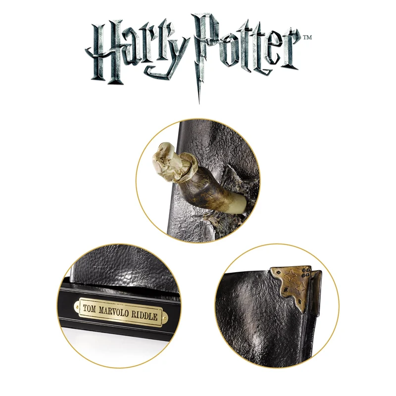 Harry Potter Tom Riddles Tagebuch mit Basiliskenzahn als Skulptur