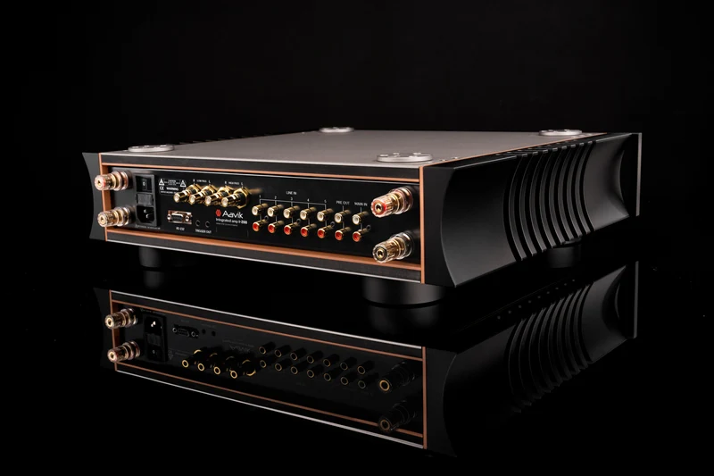 Aavik I-288 | Amplificateur stéréo intégré 300Watts/Canal Classe D