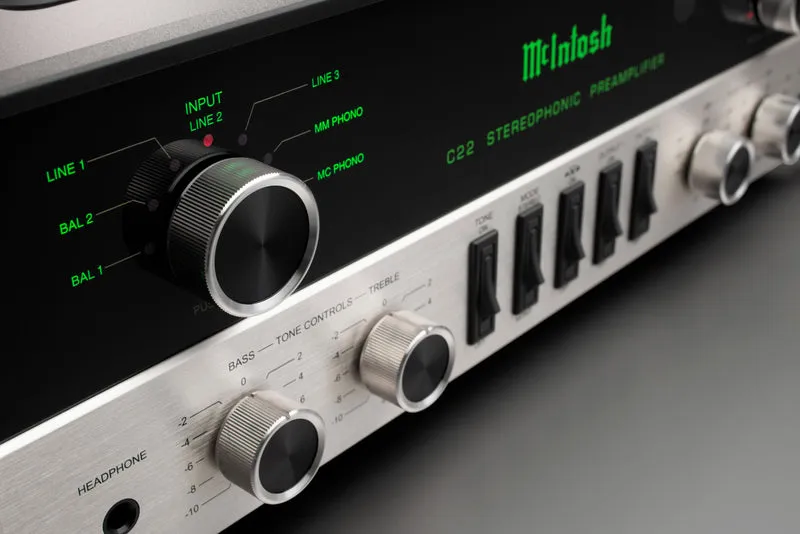 McIntosh C22 Mk V | Preamplificateur à tubes audiophile