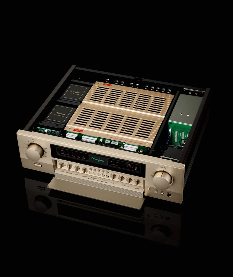 Accuphase C-2300 | Préamplificateur stéréo Haut de gamme
