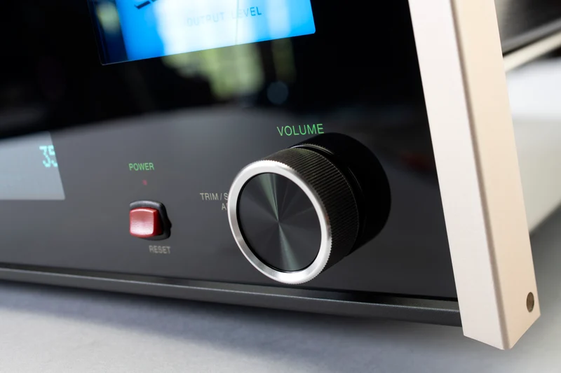 McIntosh CS7500 | Préamplificateur réseau avec streaming