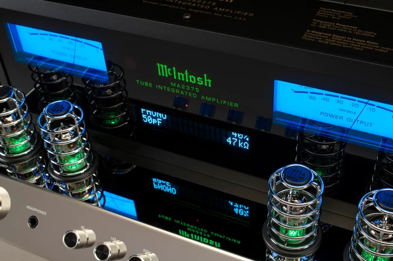 McIntosh MA2375 | Amplificateur intégré à tubes stéréo 75Watts par canal