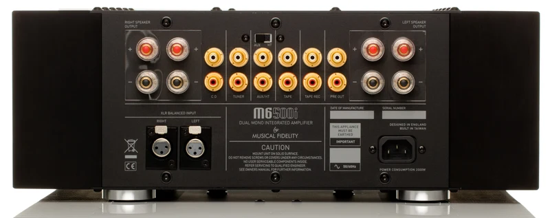 Musical Fidelity M6SI500 - Amplificateur stéréo intégré 500W/C, cinq entrées XLR
