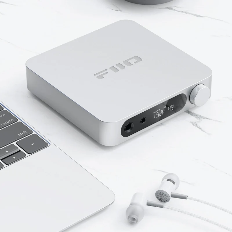 FiiO K11 | Amplificateur de casques d'écoute et DAC