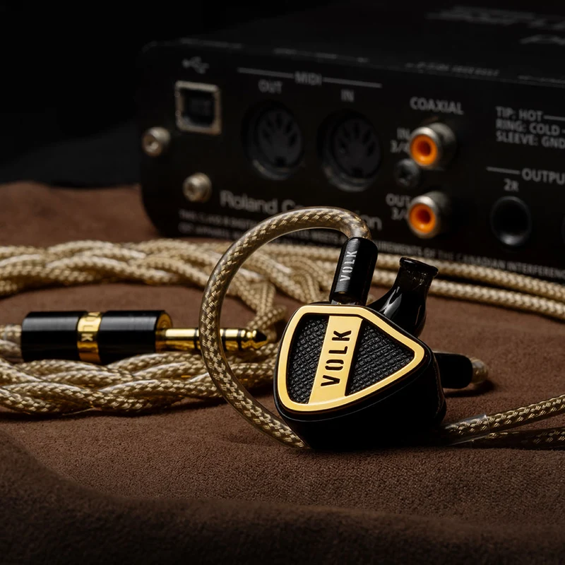 Volk Audio ÉTOILE - Flagship 10 Driver Quadbrid IEMs