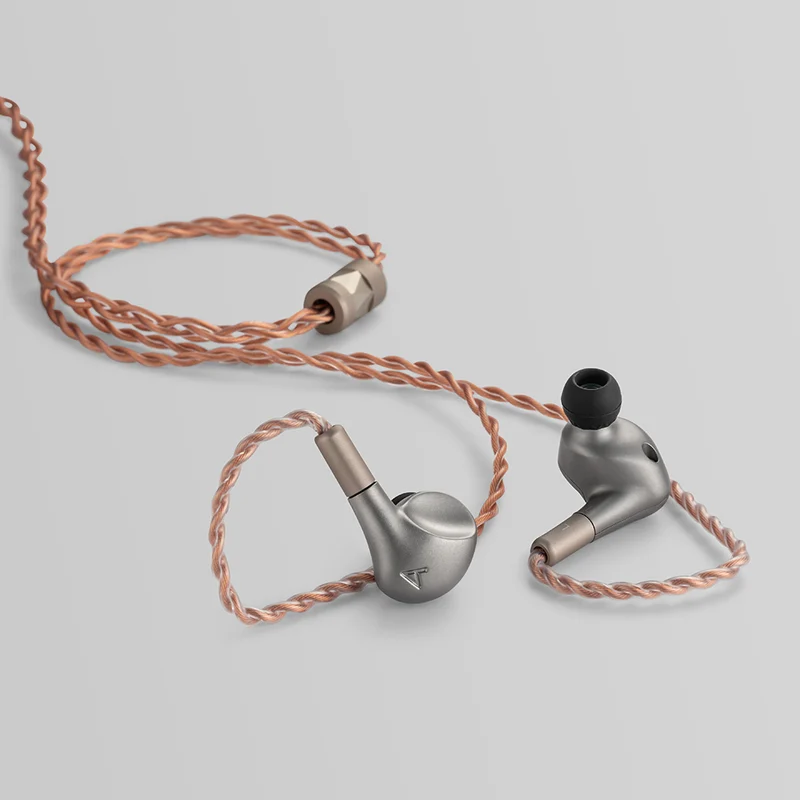 Astell&Kern Luna - High-End Planar IEMs