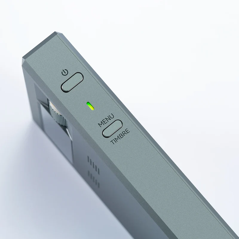 Cayin RU9 - Portabler Röhren-Kopfhörerverstärker & DAC