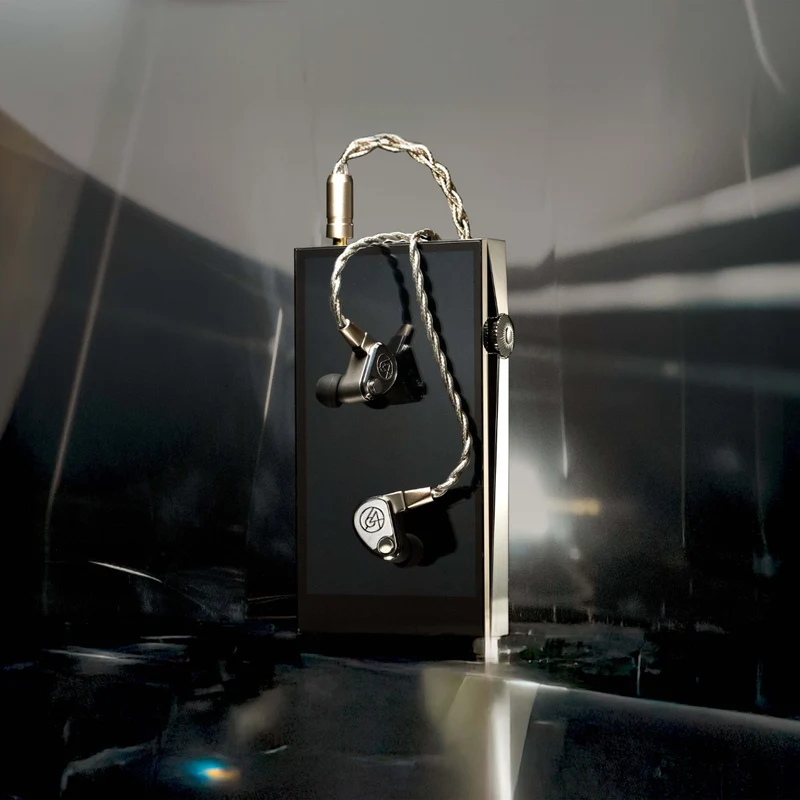 64 Audio TWELVE Ti IEM