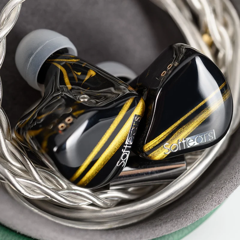 Softears Cerberus - High-End Tribrid IEMs