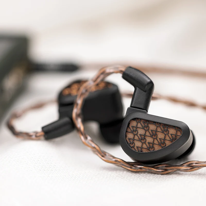 64 Audio Solo - Premium Planar IEMs