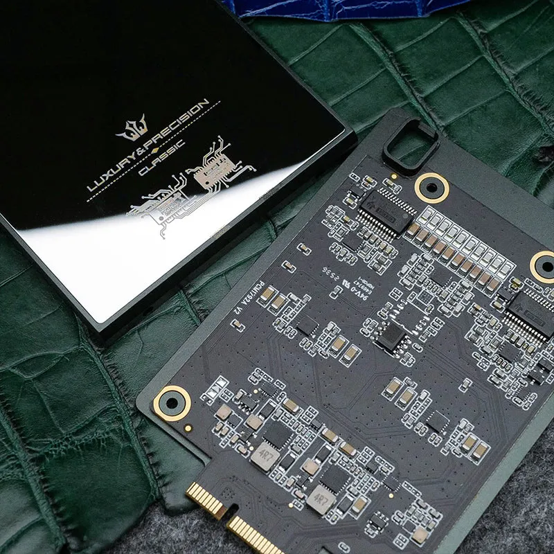 Luxury&Precision E7 - Flagship DAP mit Wechselboards