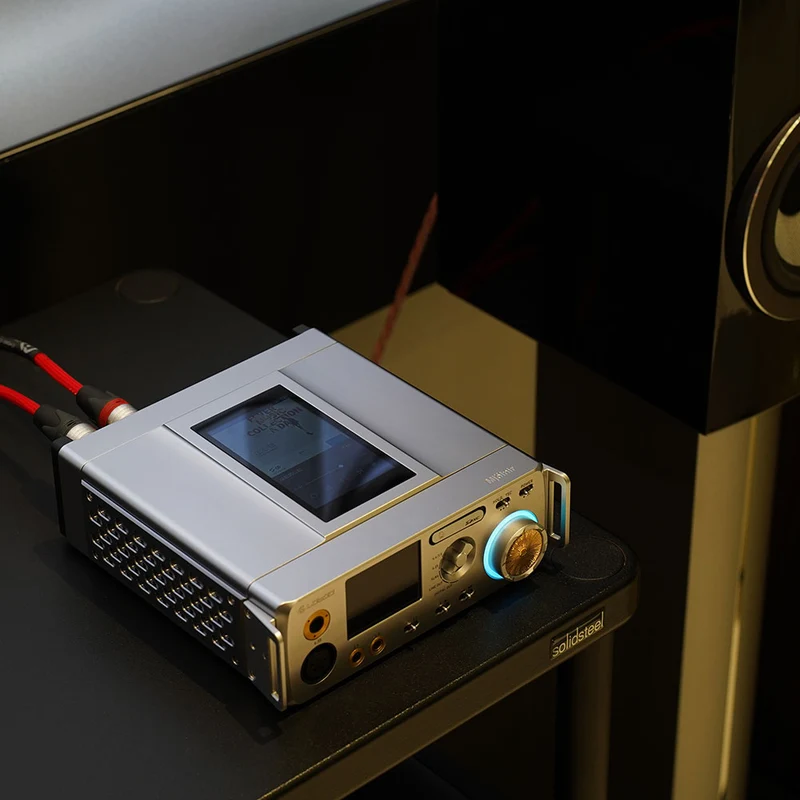 Lotoo Mjolnir - Flagship All-In-One Portable Audio System