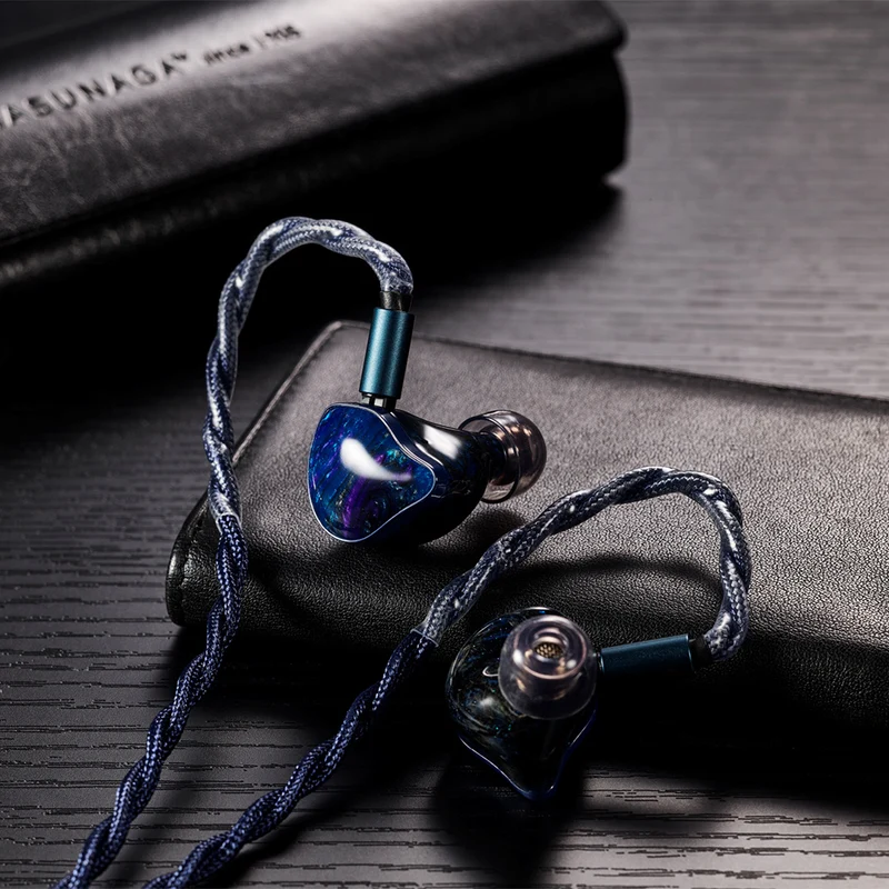 Unique Melody The Multiverse Mentor - Hybrid Flagship IEM