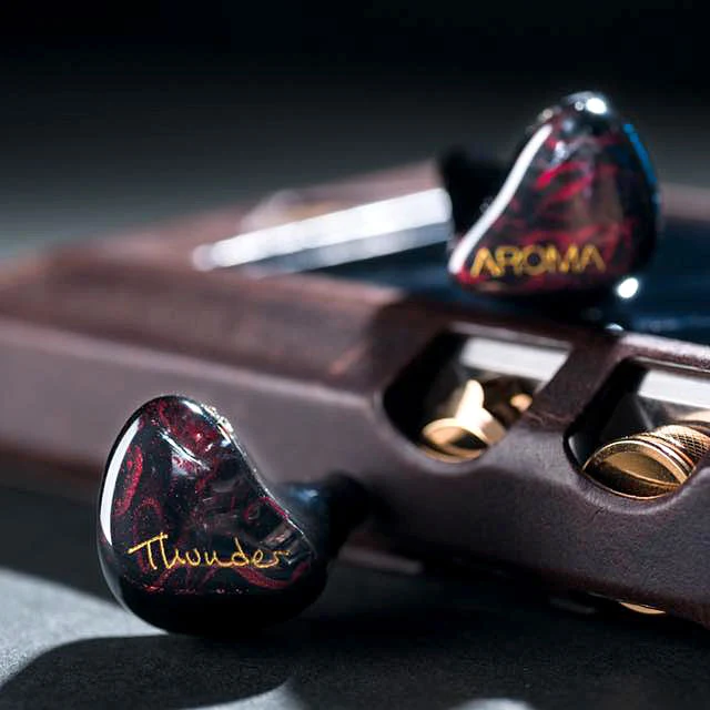 Aroma Audio Thunder - Hybrid Flagship IEM