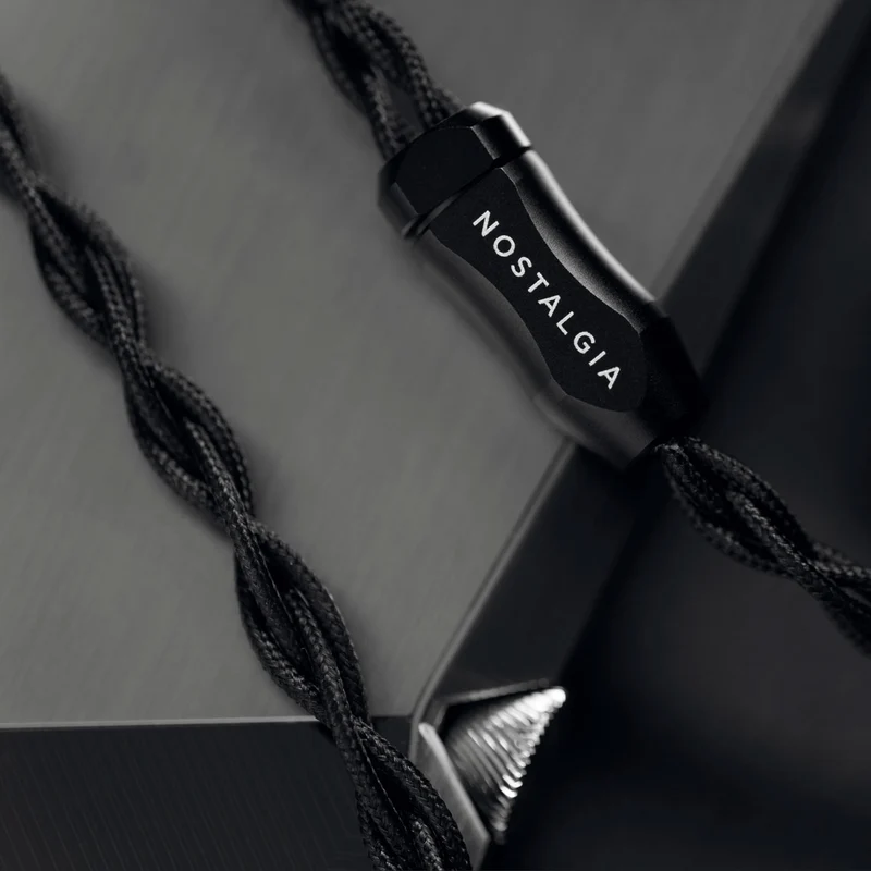 Nostalgia Audio Camelot - Tribrid Referenz In-Ear Monitor