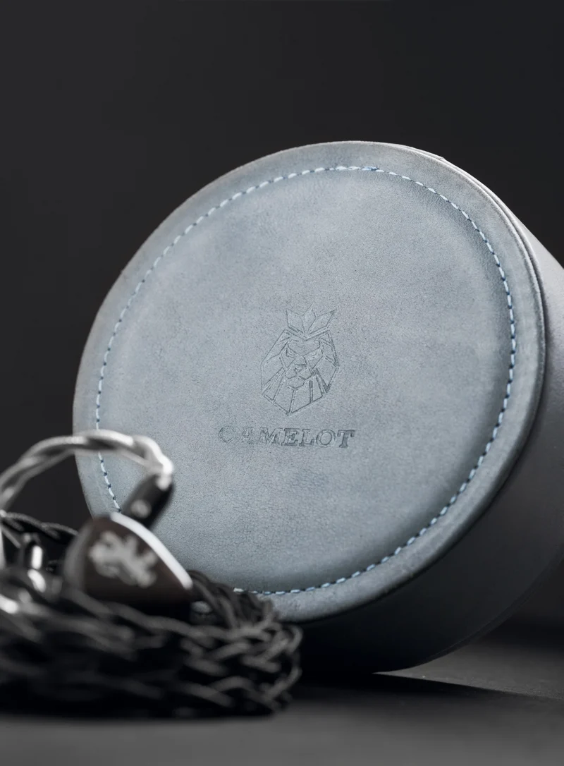 Nostalgia Audio Camelot - Tribrid Referenz In-Ear Monitor