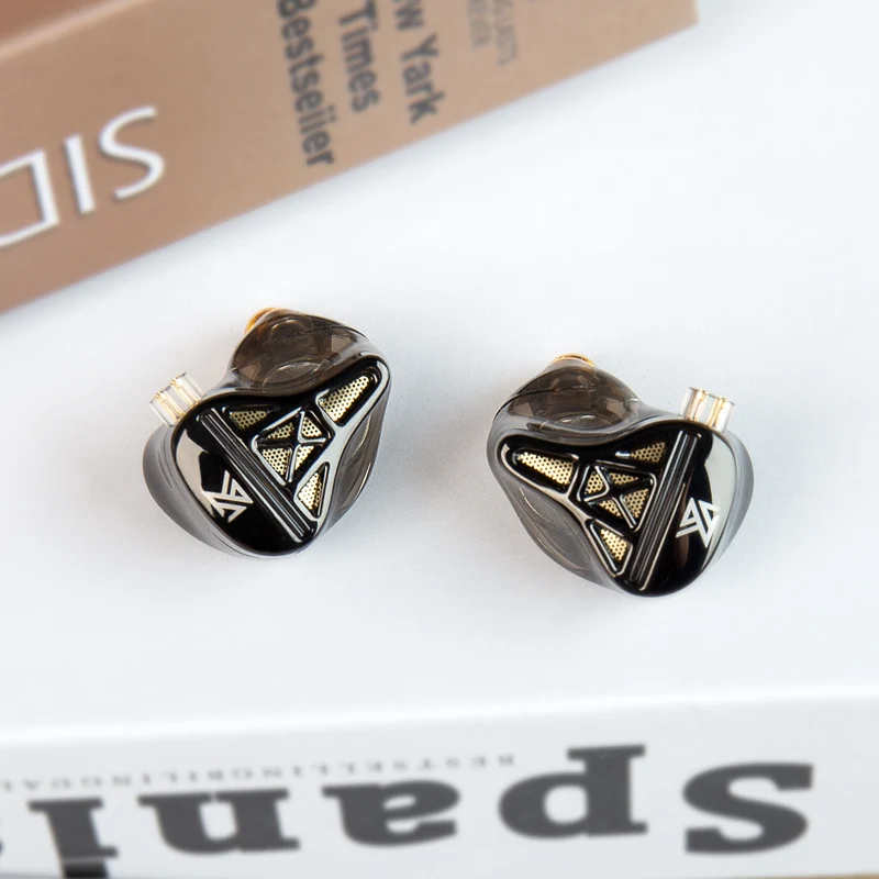 【KZ DQS】 Single Dynamic In-Ear Monitor – 5μm Diaphragm, 0.15mm Ultra-Narrow Magnetic Gap, High-Precision 4-Layer Voice Coil,