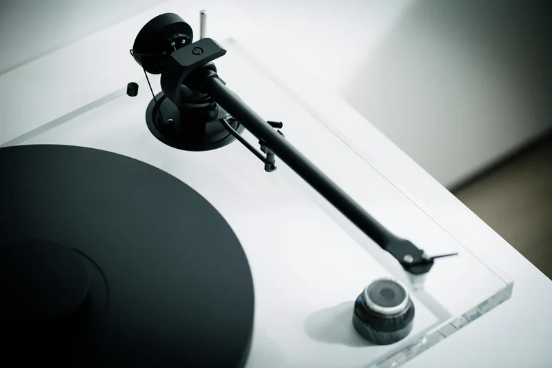 Pro-Ject XA B Balanced Acrylic | Table tournante avec la cellule Pick it PRO Balanced
