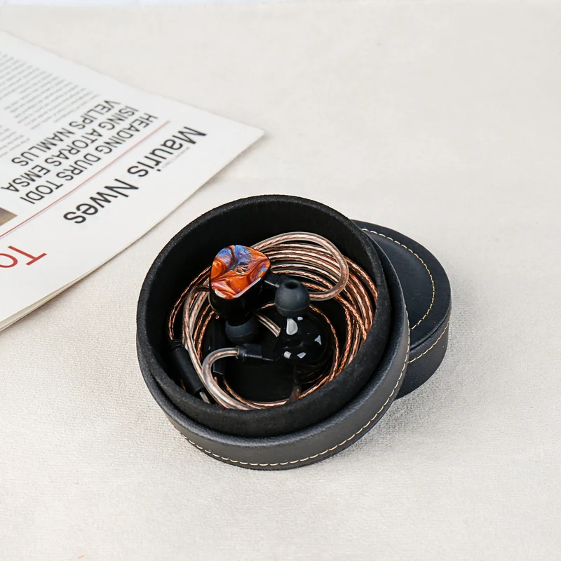 【KBEAR K-LUXE】High-end Earphone Storage Case