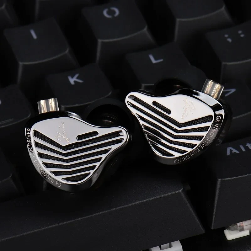 GK KUNTEN IEM With Mic