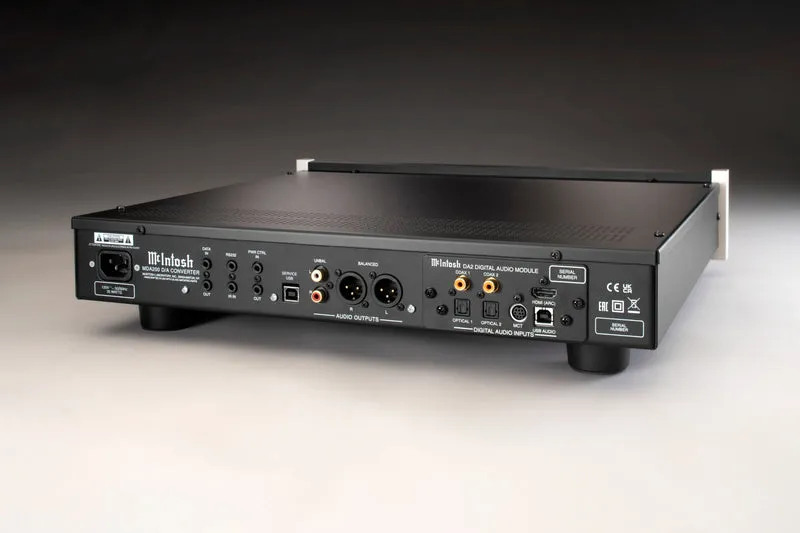McIntosh MDA200 | DAC audiophile haut de gamme avec DSD512, HDMI ARC et module évolutif