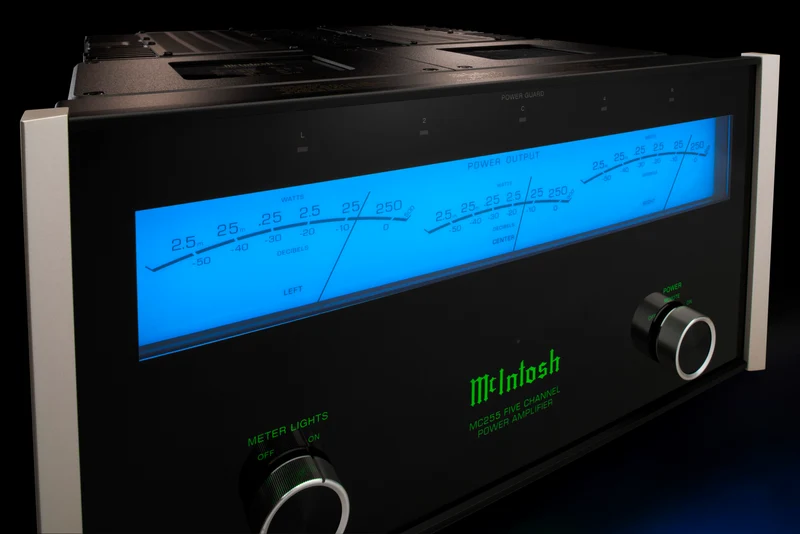 McIntosh MC255 | Amplificateur de puissance multi-canaux 200/250 Watts