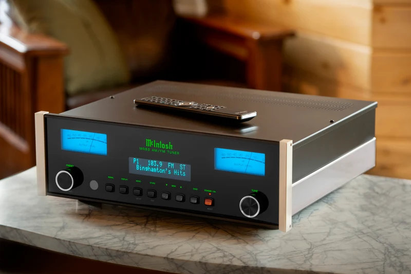 McIntosh MR89 | Tuner AM/FM audiophile de précision absolue