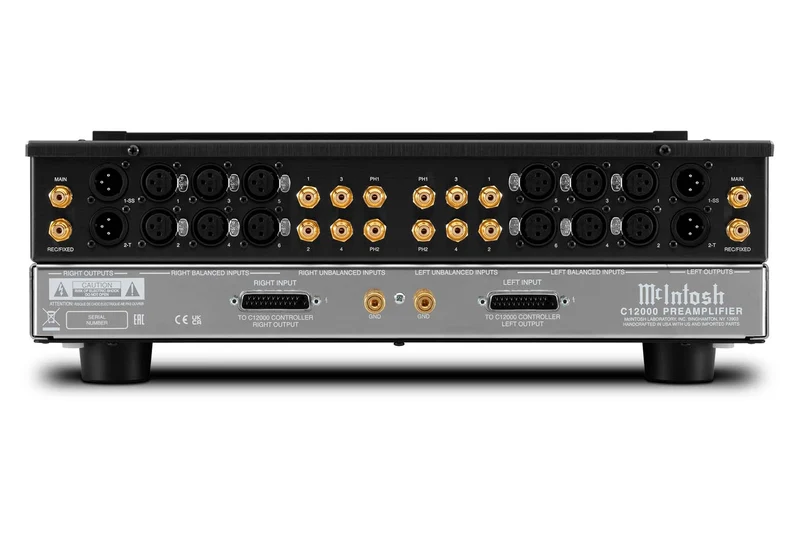 McIntosh C12000 - Préamplificateur stéréo section audio/contrôle séparées, 2 entrées phonos