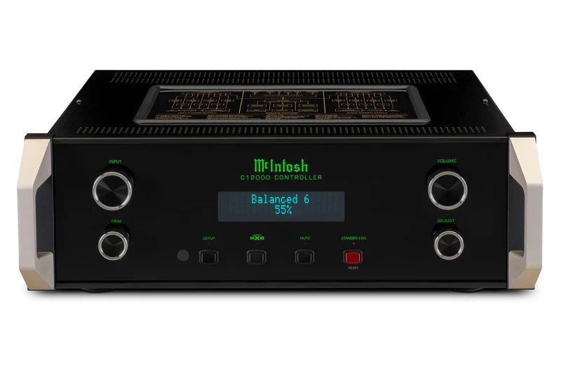 McIntosh C12000 - Préamplificateur stéréo section audio/contrôle séparées, 2 entrées phonos