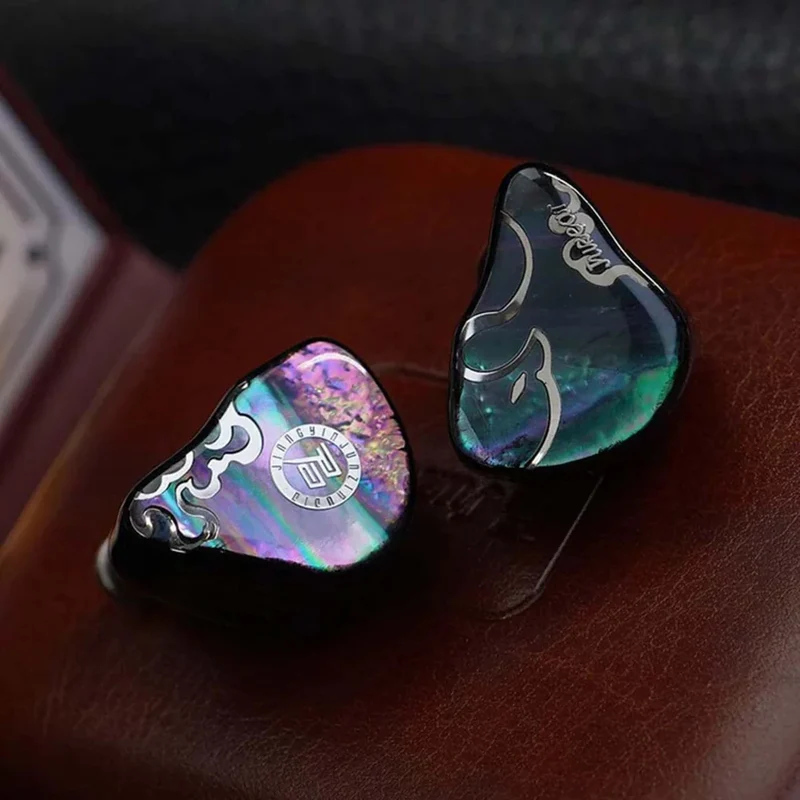 JUZEAR x Z Reviews Defiant IEM