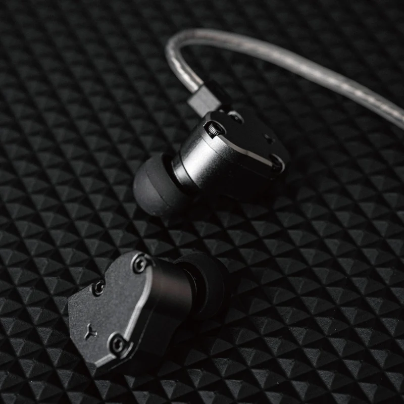【TINHIFI C2 Mech Warrior】LCP PU Composite Diaphragm In-ear Earphone