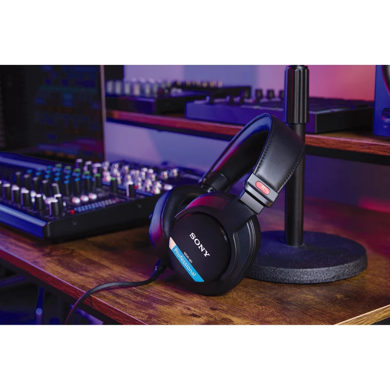 Sony MDR-M1 Closed Back Headphones