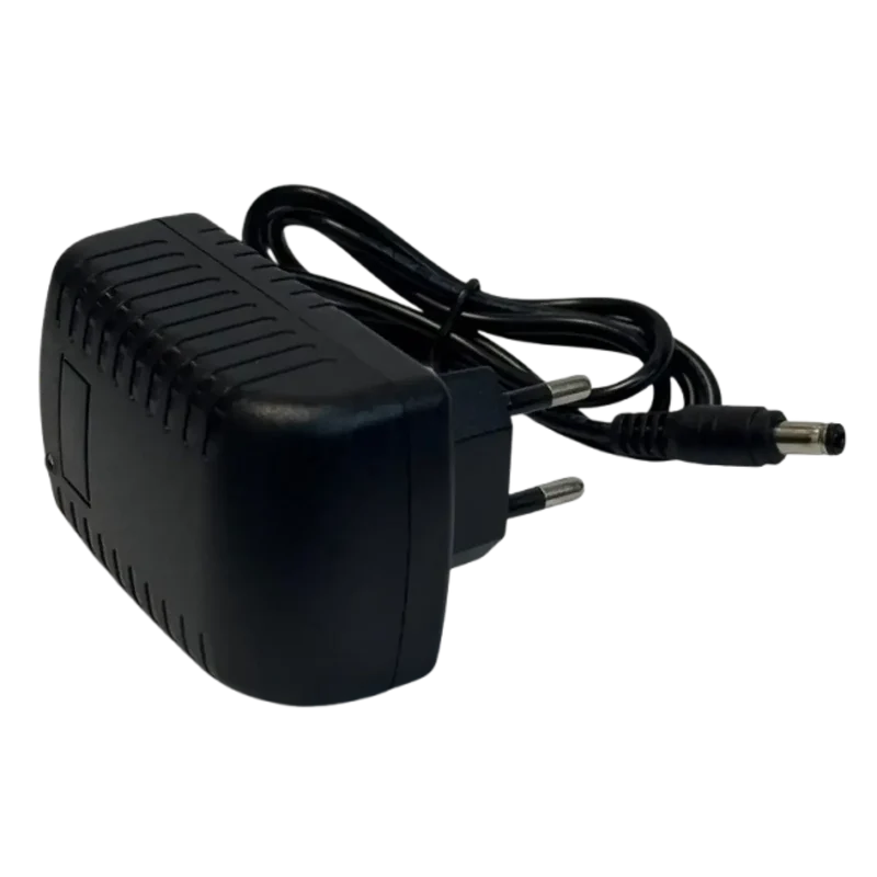 Chargeur Li-ion 14.4V 1.5A Connecteur 5.5 x 2.5 mm