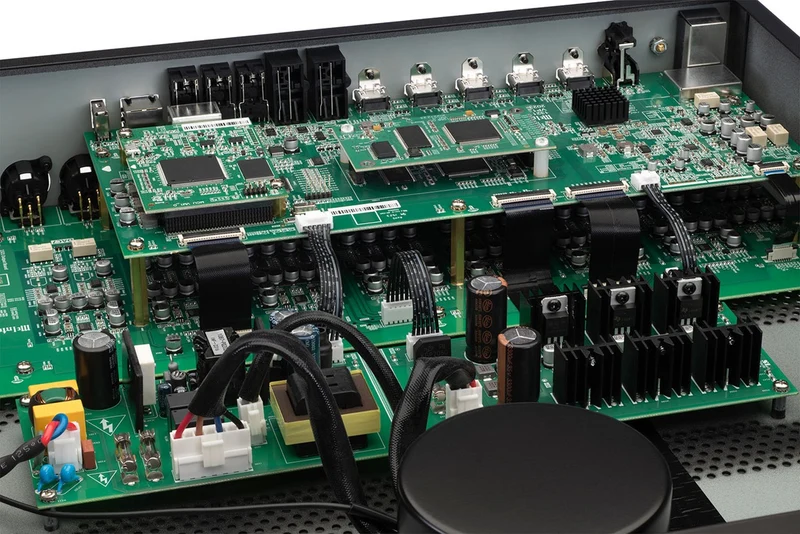 McIntosh MX200 - Processeur cinéma maison Dolby Atmos 11.2 Canaux