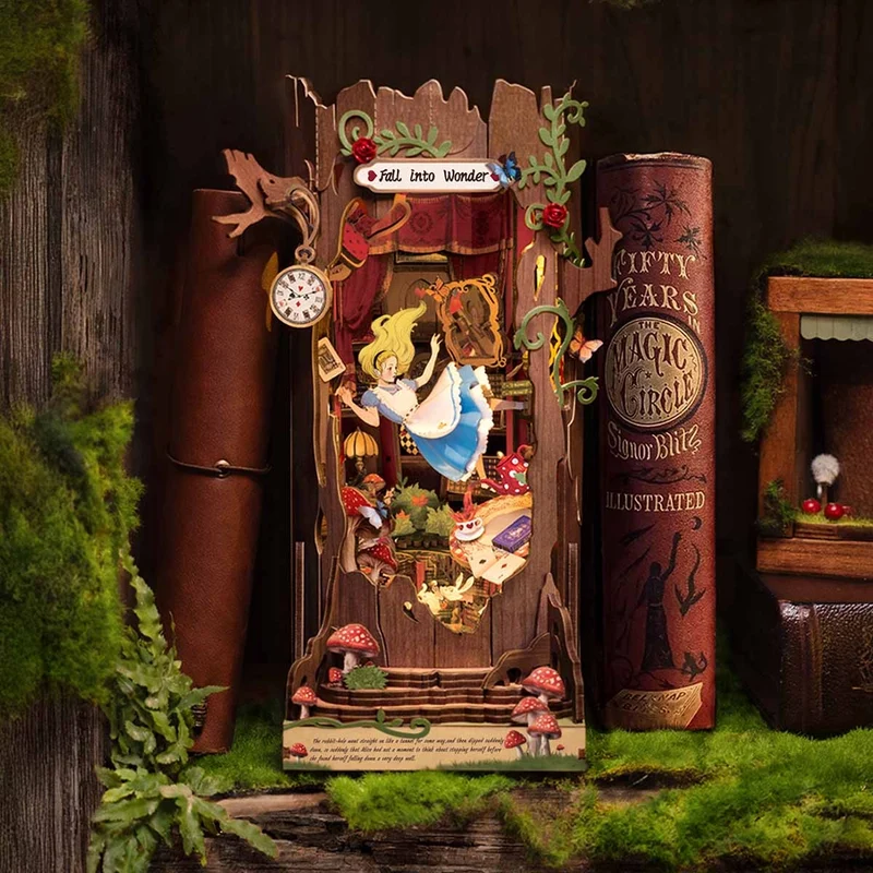 Kit de construction en bois Book Nook – Chute au pays des merveilles