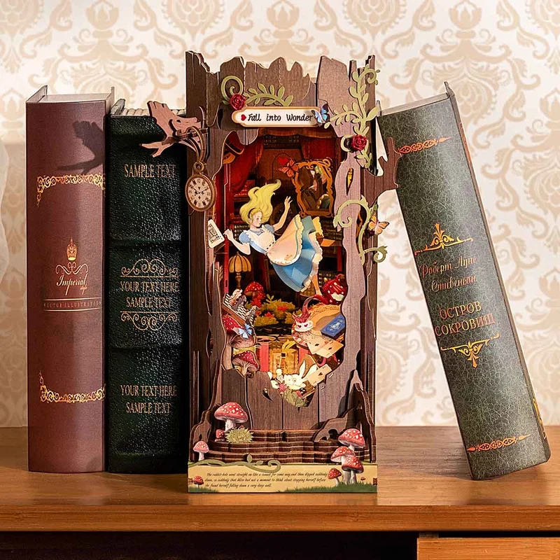 Kit de construction en bois Book Nook – Chute au pays des merveilles