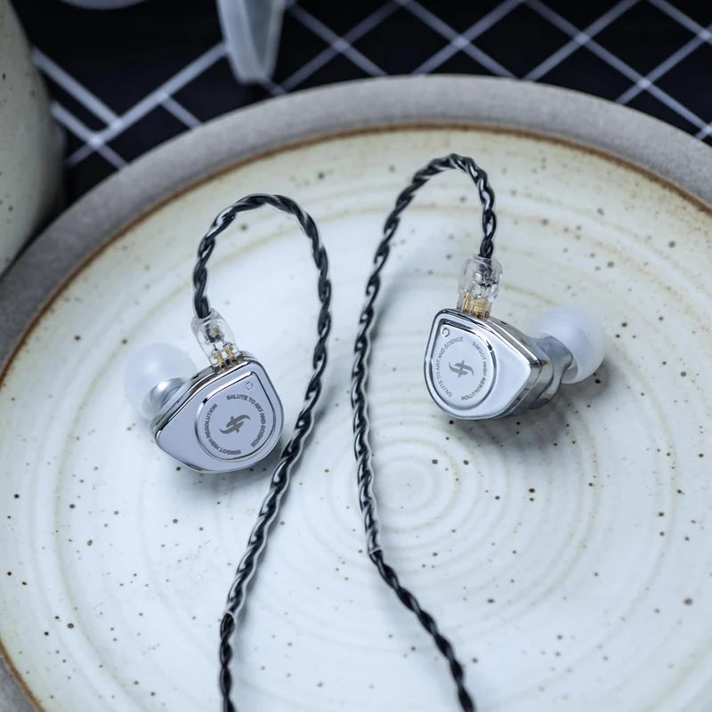 SIMGOT EW200 IEM