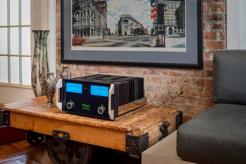McIntosh MC462 - Amplificateur de puissance stéréo 450 W/Canal.