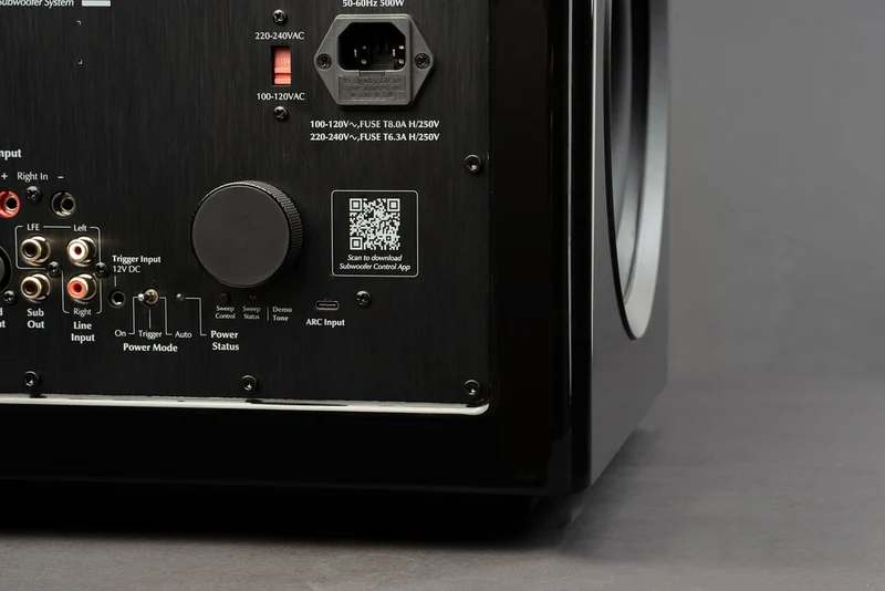 Martin Logan Dynamo 12 | Caisson de basses 1600W avec haut-parleur de graves de 12''