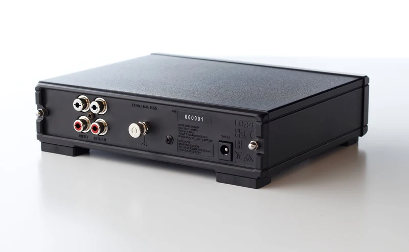 REGA FONO MM MK5 - Préamplificateur phono pour cartouche à bobine mobile (Moving Magnet).