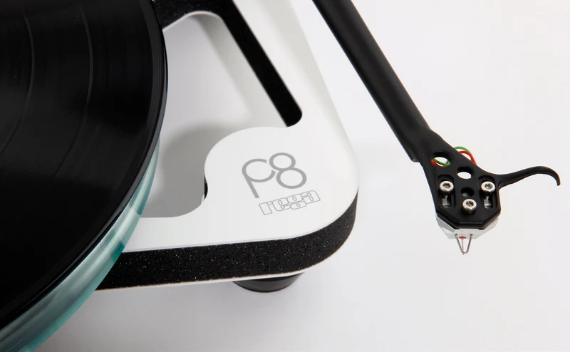 REGA Planar 8 - Table tournante Haute-Fidélité avec cartouche Ania Pro et alimentation NEO MK2
