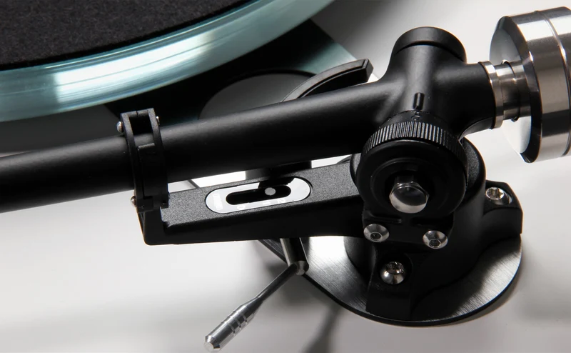 REGA Planar 6 - Table tournante avec cartouche Ania et alimentation NEO MK2 incluse
