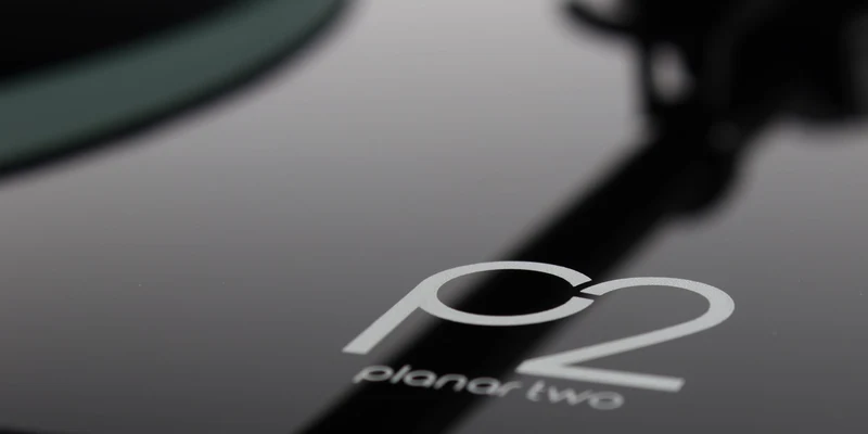 REGA Planar 2 - Table tournante « Plug and Play » avec cartouche ND3