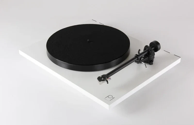 REGA Planar 1 Plus - Table tournante « Plug and Play » avec avec Fono Mini A2D