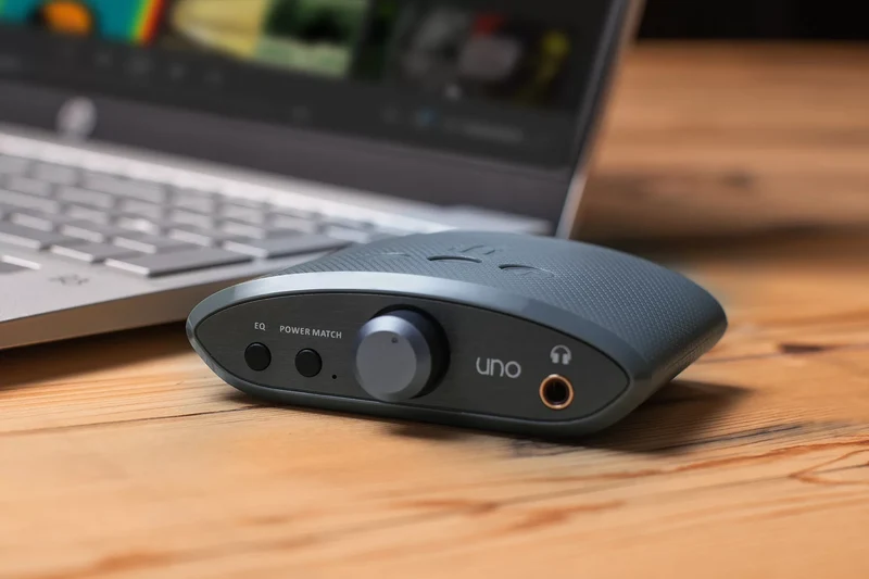 iFi Audio UNO - Amplificateur d'écouteur, DAC intégré, entrée USBC