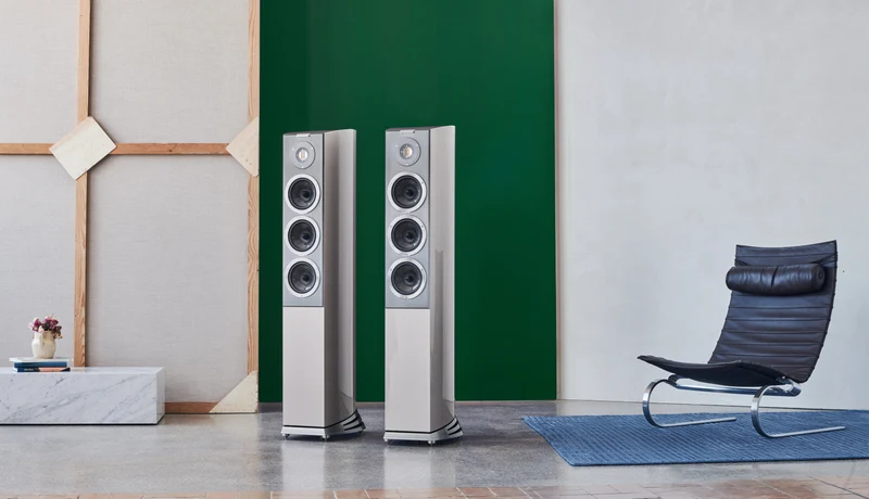Audiovector R8 Arrete - Enceintes de type colonne haute-fidélité pour les audiophiles!