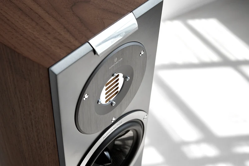 Audiovector R3 Arrete - Enceintes de type colonne pour audiophile parfaitement équilibrée